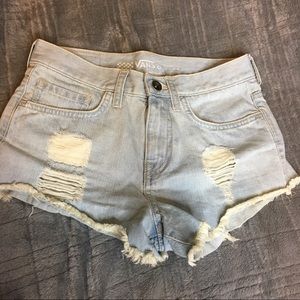 Vans High Waisted shorts